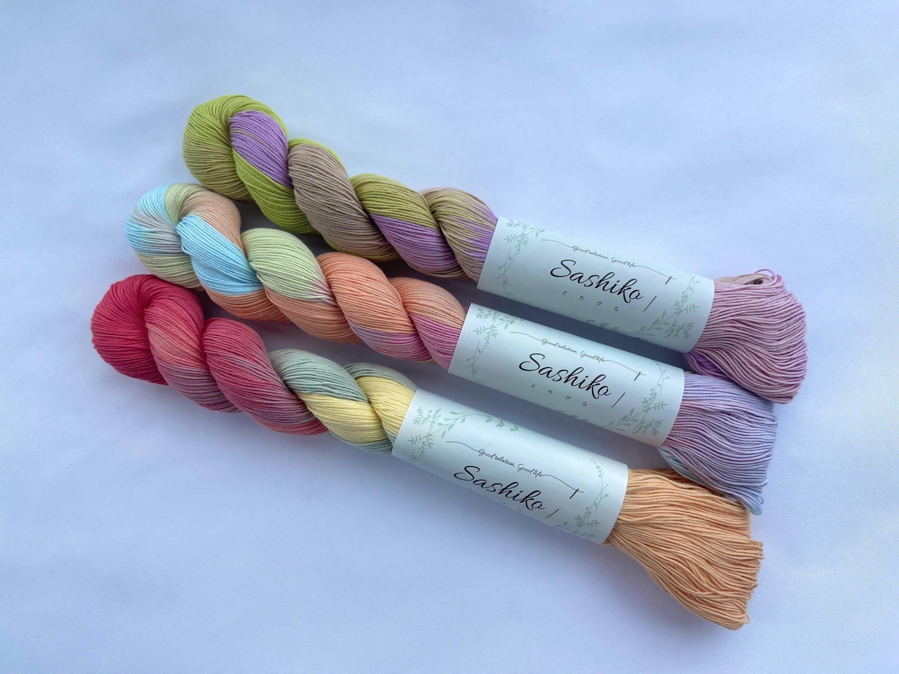Sashiko Thread, Variegated Gradient Embroidery Thread, Japanese Sashiko Yarn 200m, Mercerized Cotton, Tabi-iro Guri Gura